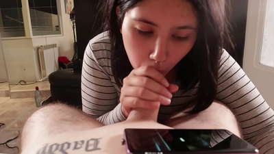 Kuring ngagoda dulur kuring nalika anjeunna ningali Disney [Cum]