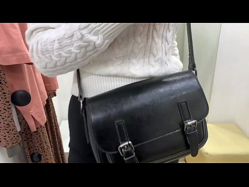 ❤️ Masturbasi umum tina jalang ngora FeralBerry sareng dildo di kamar pas ️❌ porno geulis dina su.watchhentai.ru